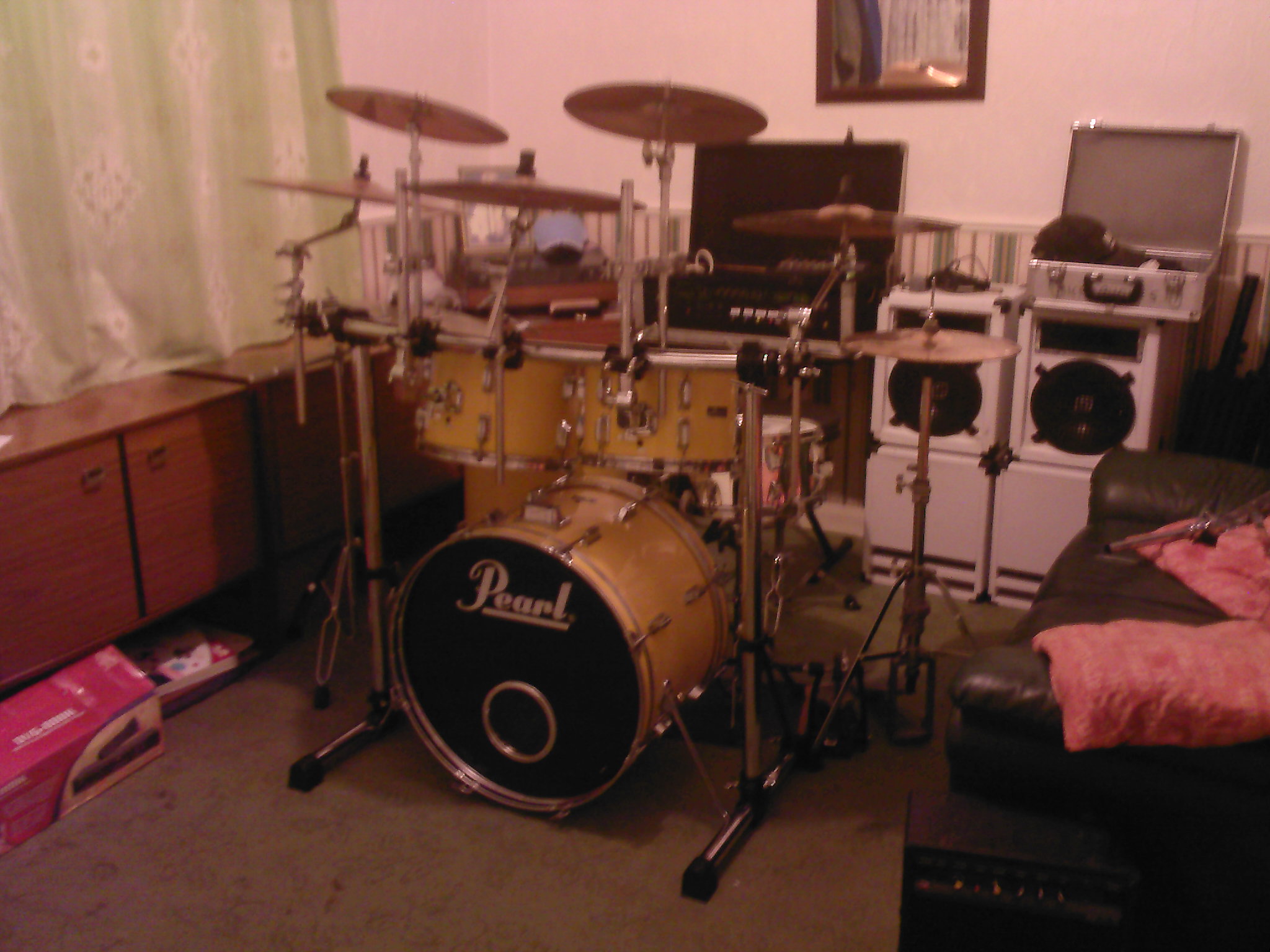 Drum kit